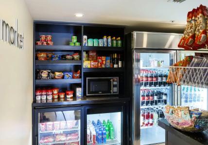 Courtyard by Marriott - 10