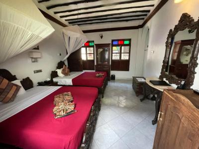 Dhow Palace - 6