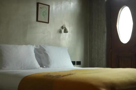 In Gallery & Spa - 113