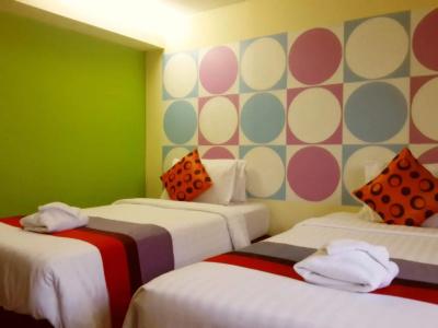Sawasdee Sukhumvit Inn - 24
