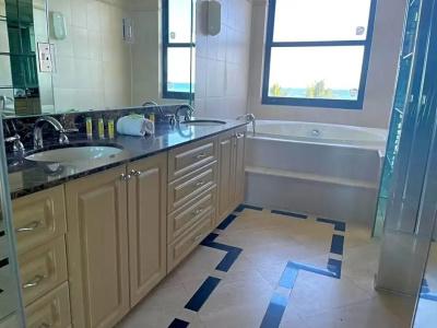 The Alexander All Suites - 632
