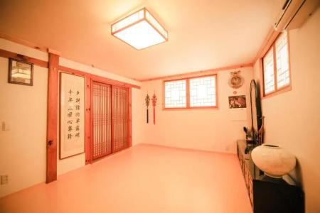 Bukchonmaru Hanok - 42
