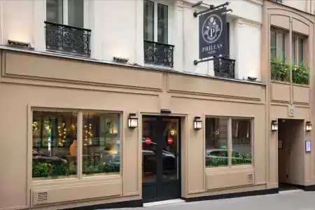 Philéas Lazare & Spa - 49