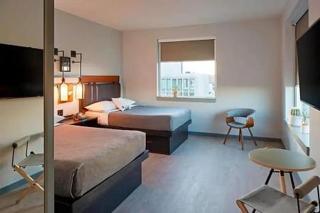 Moxy Denver Cherry Creek - 66