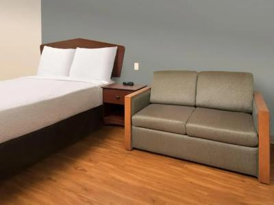 WoodSpring Suites - 36