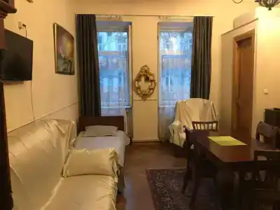 Gutsa Artists Mini-Hotel - 47