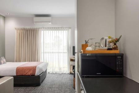 Best Western Motor Inn & Serviced - 53