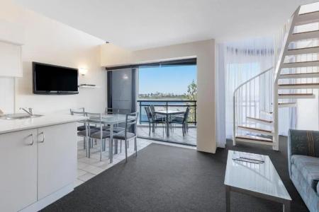 Ramada by Wyndham Golden Beach - 50