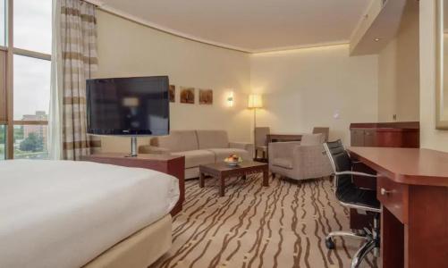 DoubleTree by Hilton Bratislava - 57