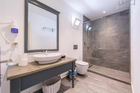 Kefi Beach & Suites - 27