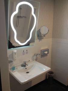 Best Western Premier Chc Airport - 11