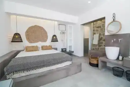 Malibu Boutique Studios - 60