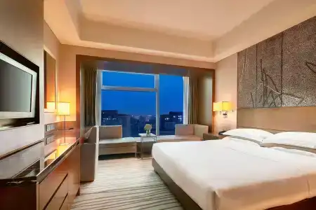 DoubleTree by Hilton Beijing - 4