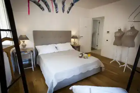 BB 22 Palace - 1