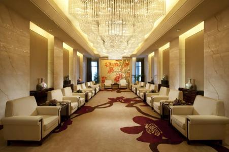 Hilton Baiyun - 12