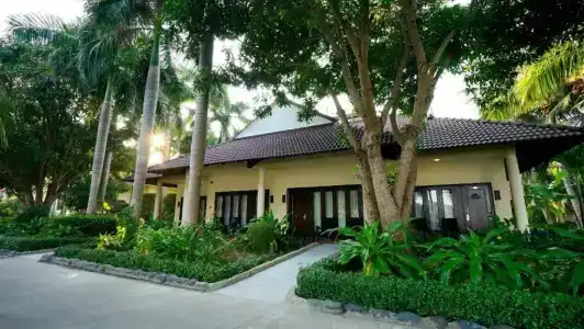 Diamond Bay Resort & Spa - 231