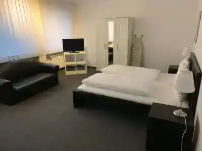 Bayrischer Hof - 57