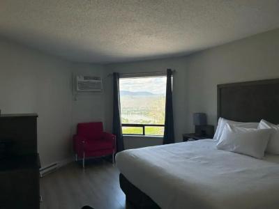 The Vista Inn - 48