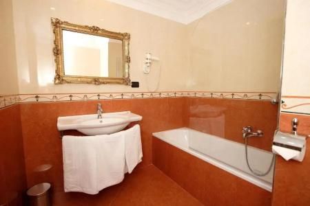 Caroline Suite - 30