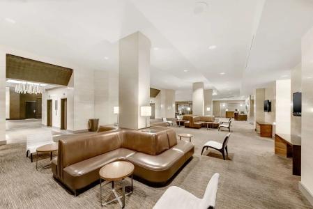 Hilton Anaheim - 12