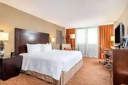 Sonesta Miami Airport - 26