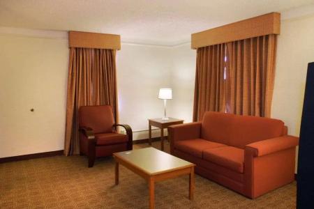 La Quinta Inn By Wyndham San Antonio South Park - 18