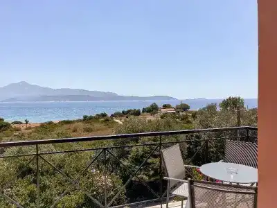 Nisea Samos - 47