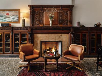 Chicago Athletic Association, part of Hyatt - 1