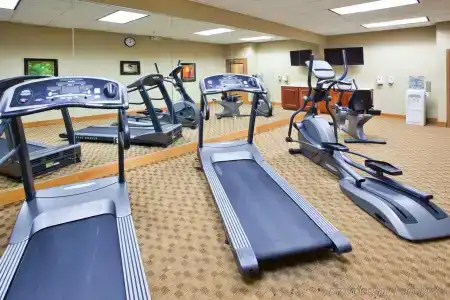 Holiday Inn Express-Broadway at the Beach, an IHG - 14
