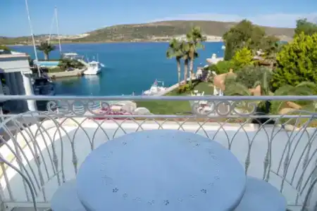 Port Alacati - 29