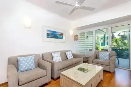 Verandahs Boutique - 86
