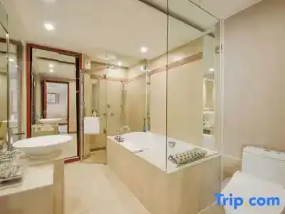 Bayshore Dalian - 203
