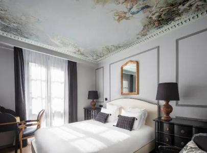Maisons du Monde Hôtel & Suites - La Rochelle Vieux Port - 61