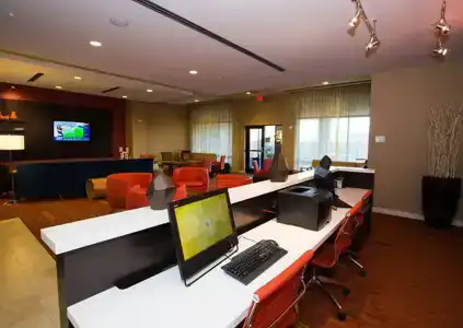 Courtyard by Marriott Downtown/University Area - 20
