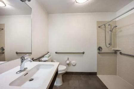 Sonesta Simply Suites Jersey City - 41