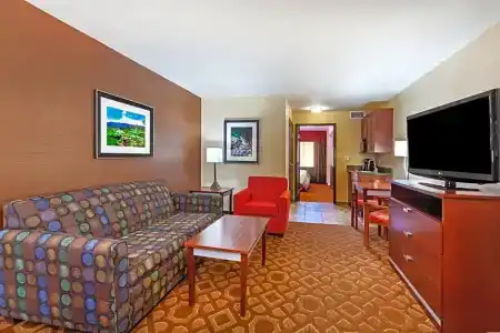 Holiday Inn & Suites Downtown, an IHG - 90