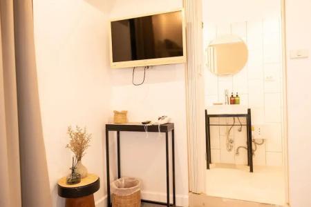 Oon Poshtel x Cafe - 17