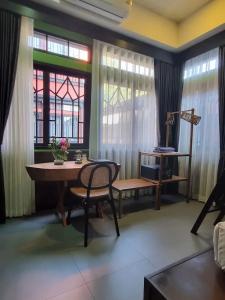 De Phanakron Boutique - 116