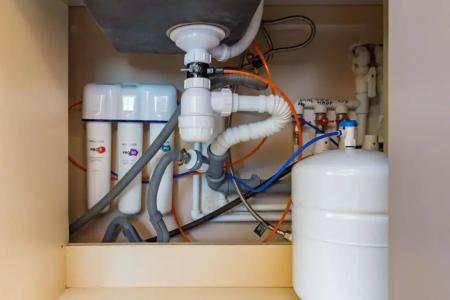 на улице Космонавта Леонова - 35