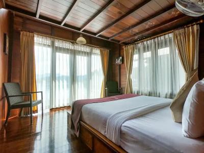 500 Rai Floating Resort - 32