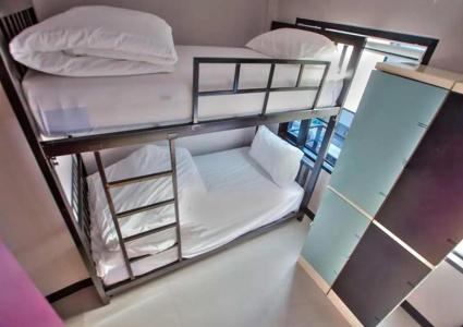Jellybean The Blocks Hostel Sukhumvit 10 - 24