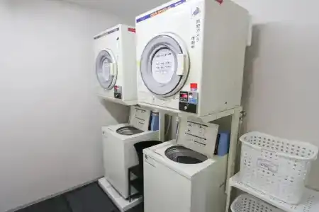 Livemax Aichi Toyota Ekimae - 6