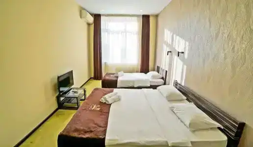 Mardi Plaza - 28