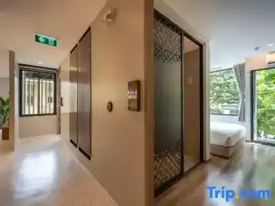 Shan Villas Sukhumvit - 284