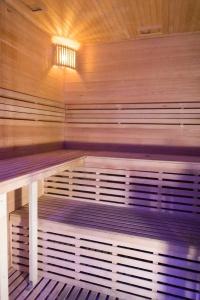 Seaview - Adults Only 16 Plus - 17