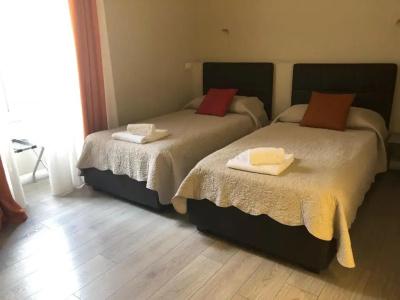 The Roman Empire Guesthouse - 75