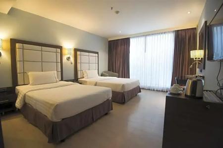Sukhumvit Suites - 57
