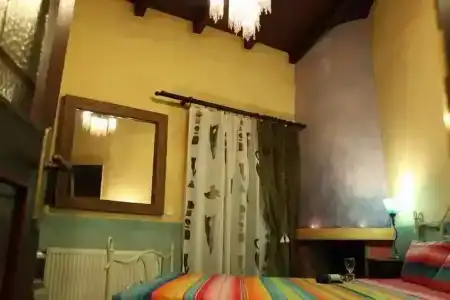 Mythos Guesthouse - 51