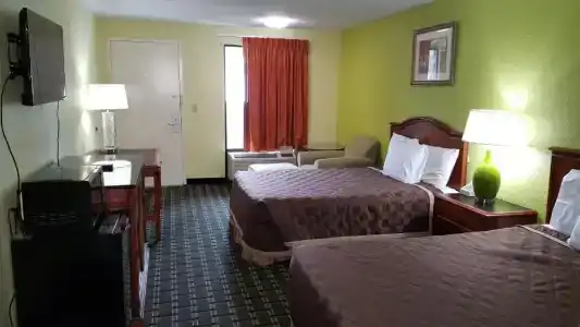American Inn - 66
