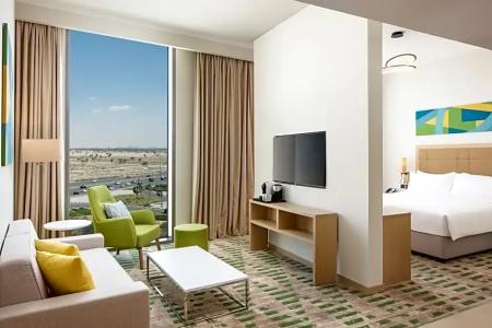 Holiday Inn & Suites Dubai Science Park, An Ihg - 52